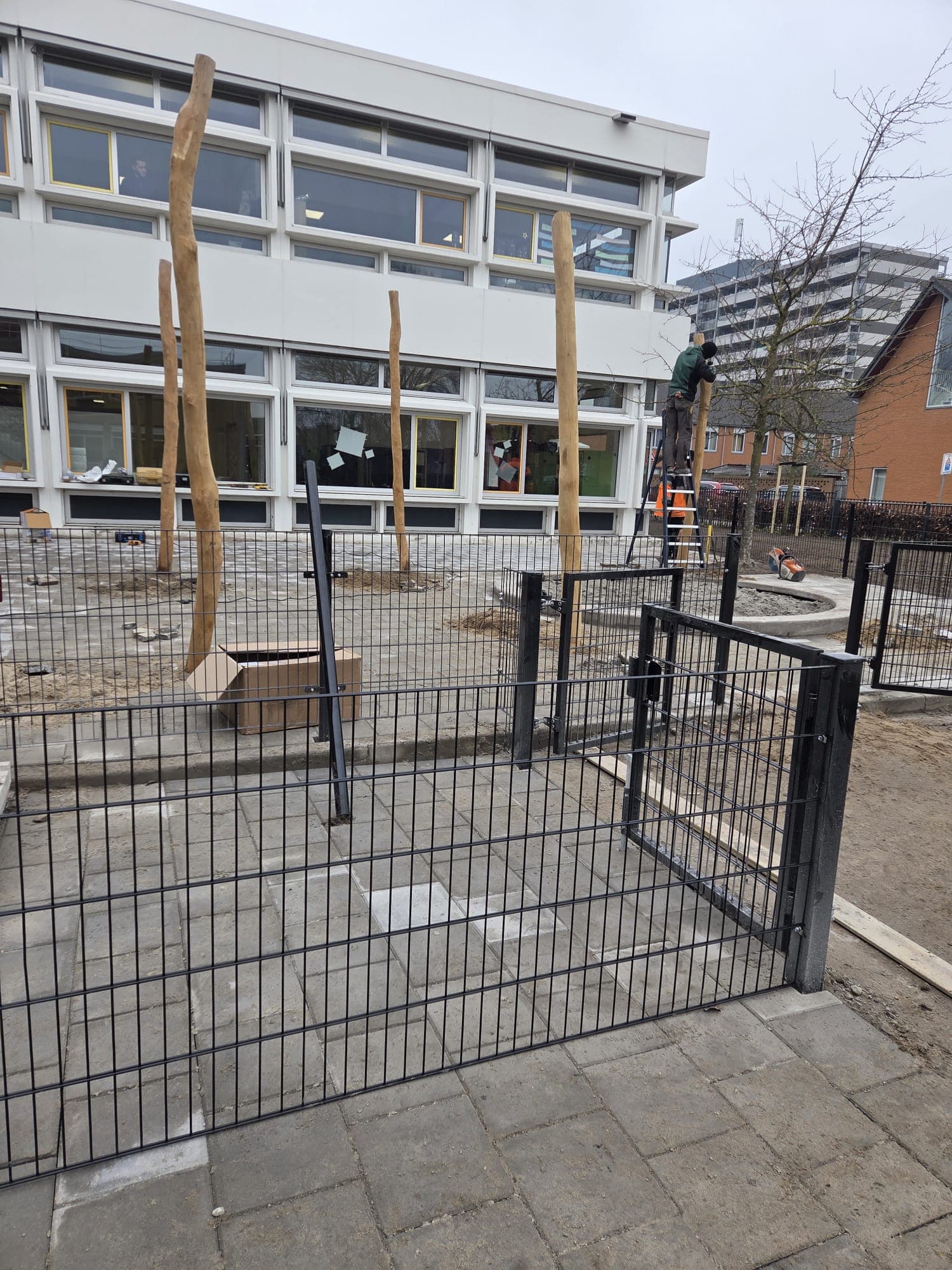 Hekwerk en terreinafwerking